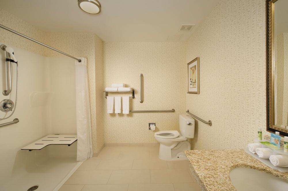 Holiday Inn Express & Suites Alexandria - Fort Belvoir By Ihg Zewnętrze zdjęcie