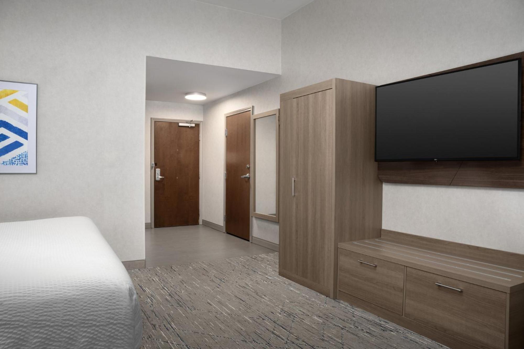 Holiday Inn Express & Suites Alexandria - Fort Belvoir By Ihg Zewnętrze zdjęcie