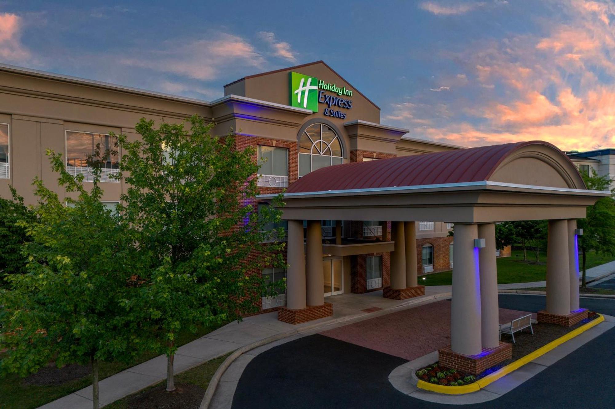 Holiday Inn Express & Suites Alexandria - Fort Belvoir By Ihg Zewnętrze zdjęcie
